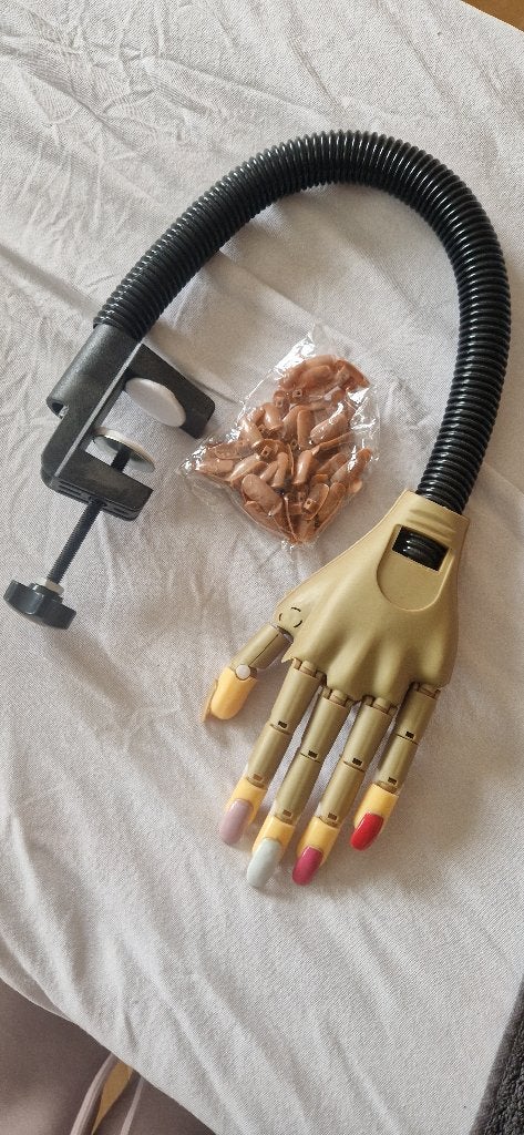 Oefenhand nagels, Ophalen, Gebruikt