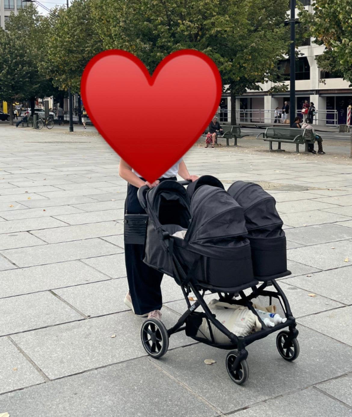 Tweelingbuggy of buggy voor twee kindjes, Enfants & Bébés, Enlèvement, Utilisé, Protection de pluie