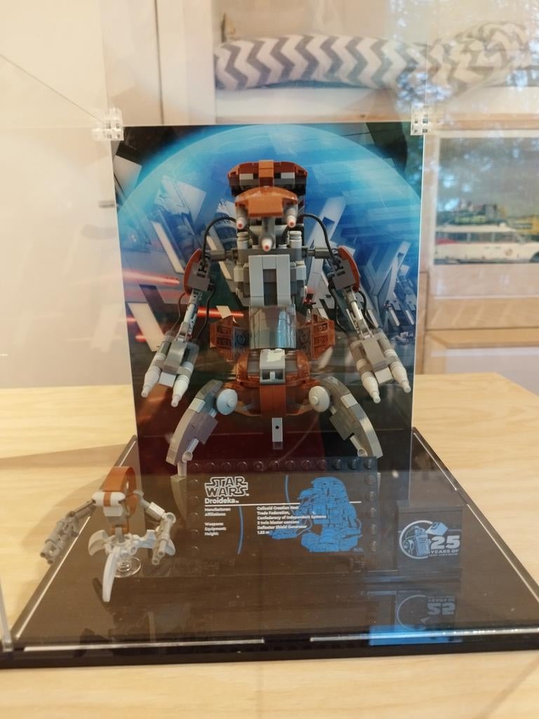 Unique Display Case voor Lego Droideka 75381 of andere sets, Kinderen en Baby's, Speelgoed | Duplo en Lego, Zo goed als nieuw