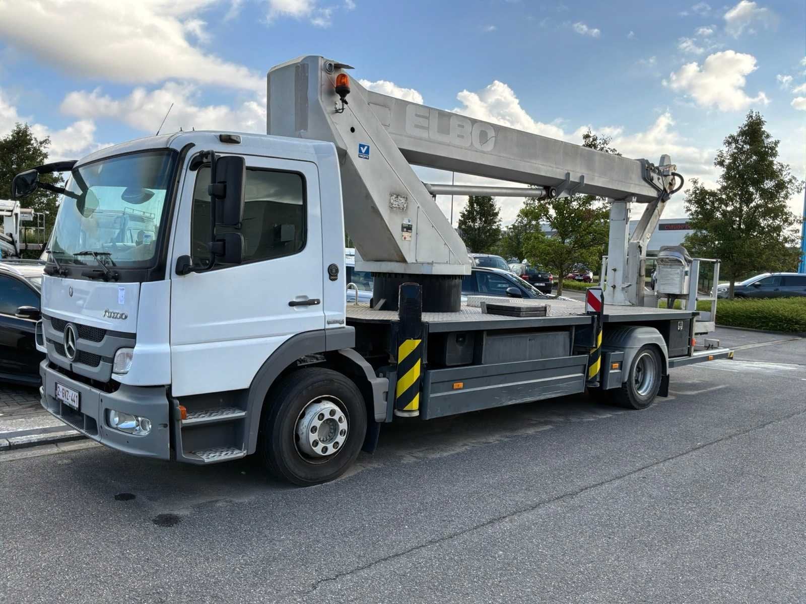 Mercedes-Benz Atego Truck 2011 avec plateforme aérienne (à, Autos, Achat, Entreprise, Autres carburants, Mercedes-Benz