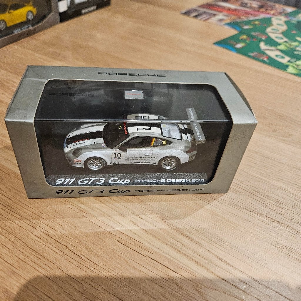 Minichamps Porsche 911 GT3 Cup Design 2010 1/43, Hobby & Loisirs créatifs, Enlèvement ou Envoi, Neuf, Voiture, MiniChamps
