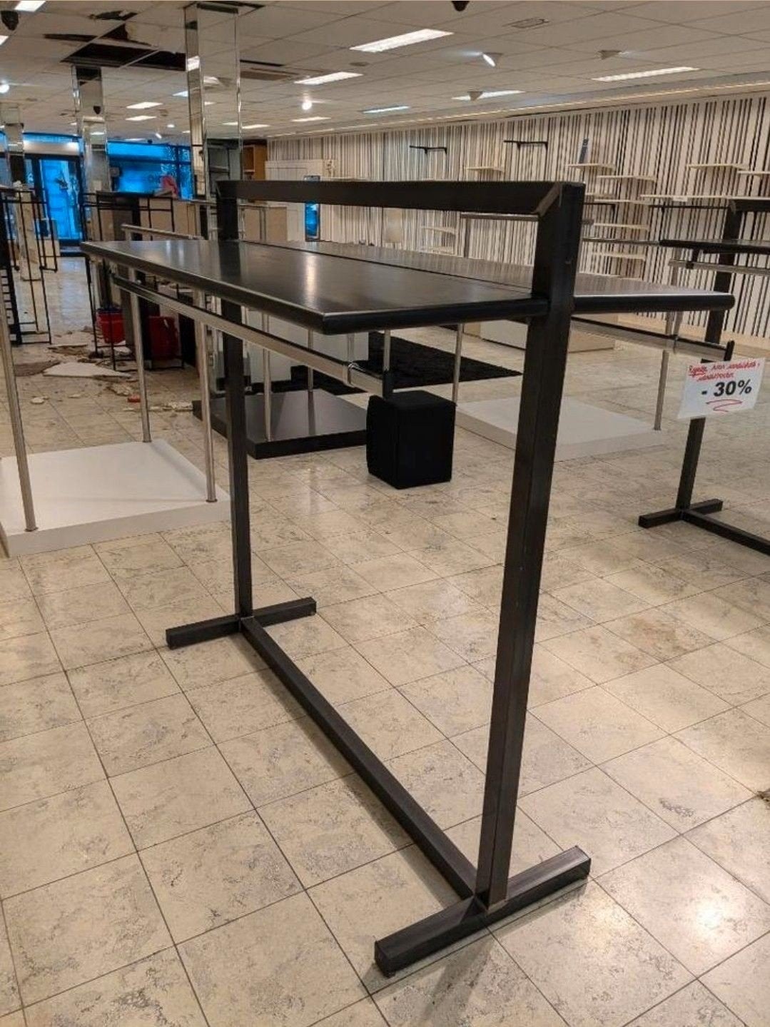 mooie metalen kledingrek, Ophalen