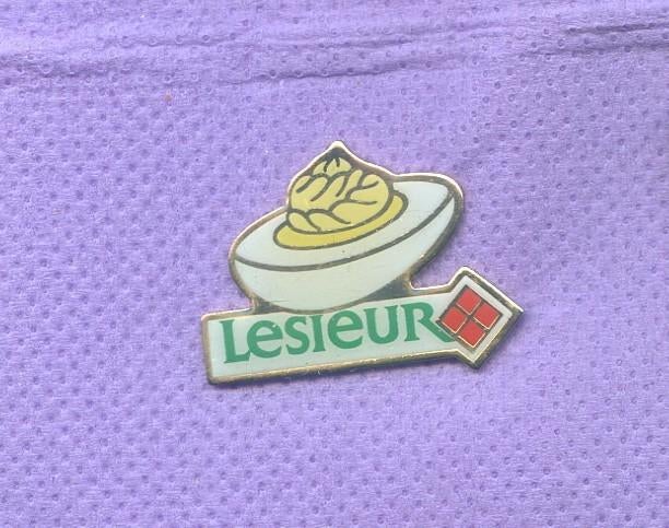 pins lesieur oeuf xa179, Envoi, Marque, Insigne ou Pin's