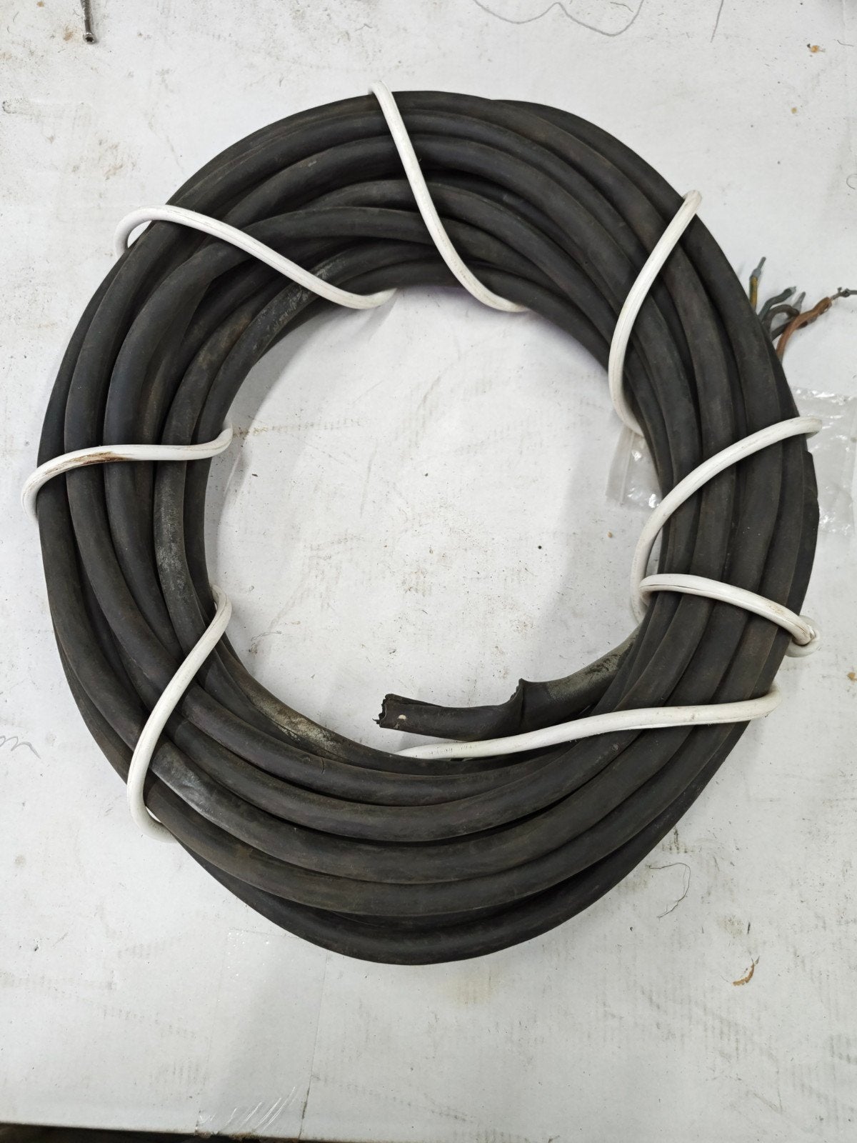 15 a 16 meter flexibel 2.5mm2 5 draad, Ophalen