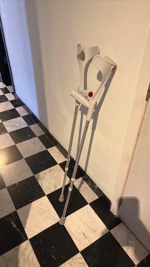 Loopkrukken, Diversen, Loopkrukken, Ophalen, Zo goed als nieuw