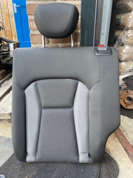 BANQUETTE ARRIÈRE leuning Audi A1 Sportback (8XA / 8XF), Auto-Union-Straße  1,
85057  Ingolstadt, DE, Info@audi.de, Audi, Utilisé