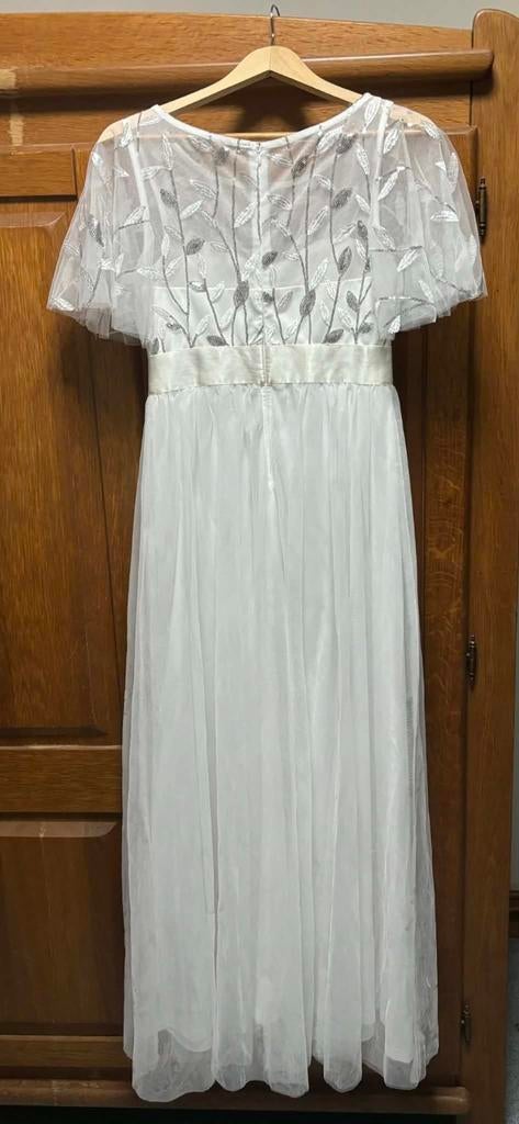 Robe de mariage, Enlèvement, Robe de mariée