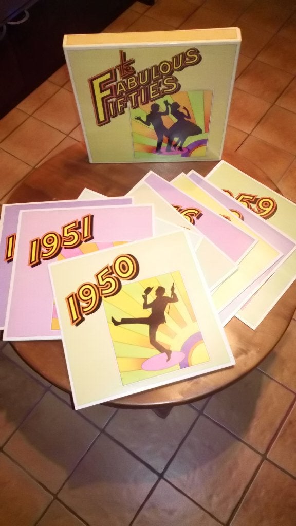 Années 50 en coffret de 10 vinyls 33 tours , 159 titres., CD & DVD, Coffret, Enlèvement, Comme neuf, Coffret