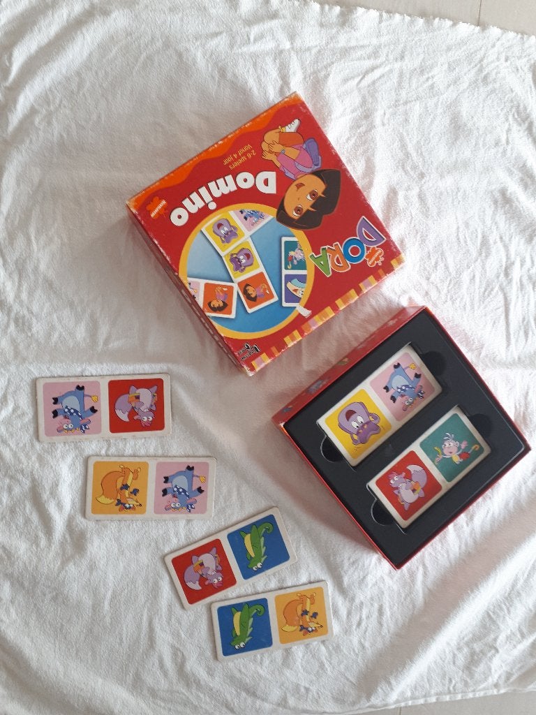 Domino vanaf 4 jaar Dora, Hobby en Vrije tijd, Vijf spelers of meer, Ophalen of Verzenden, Gebruikt, Nickelodeon