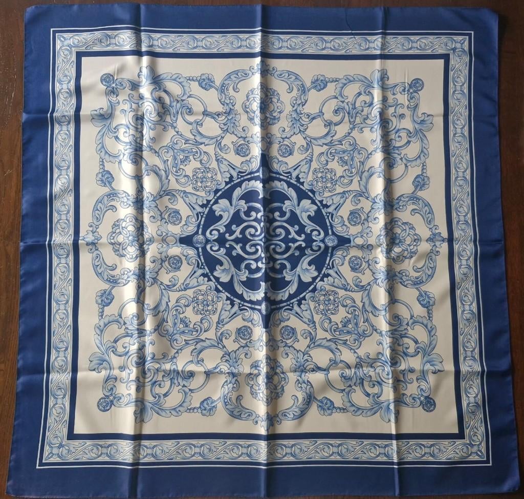 Zijden sjaal 90x90cm, Enlèvement, Comme neuf, Écharpe