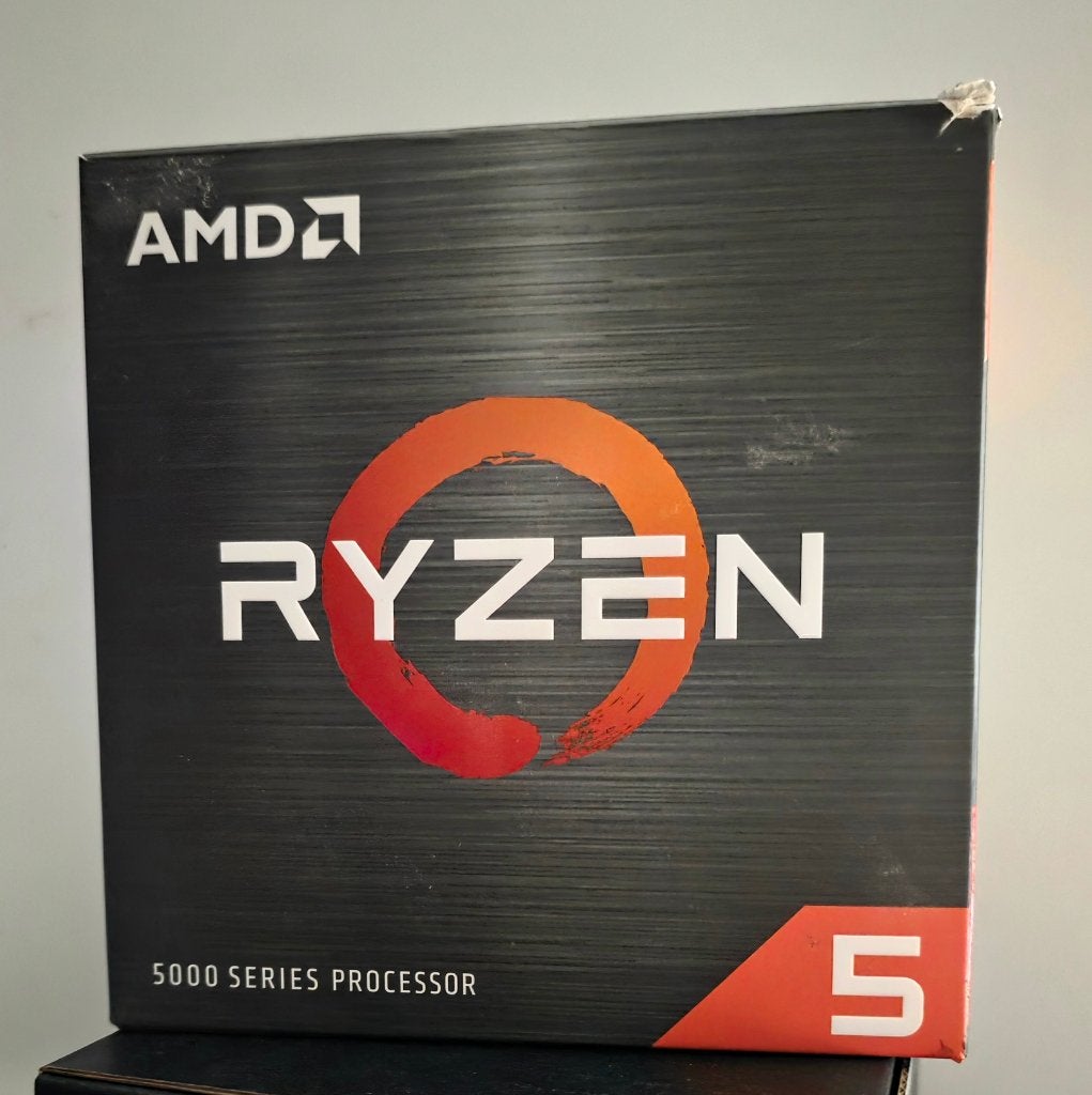 AMD Ryzen 5 5600 +, Computers en Software, 6-core, Zo goed als nieuw, AMD Ryzen 5, Ophalen of Verzenden