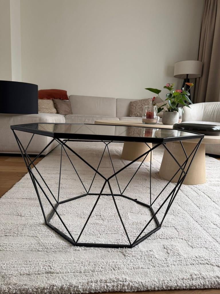 table basse en acier et verre au design minimaliste, Moins de 50 cm, Verre, 50 à 100 cm, Enlèvement