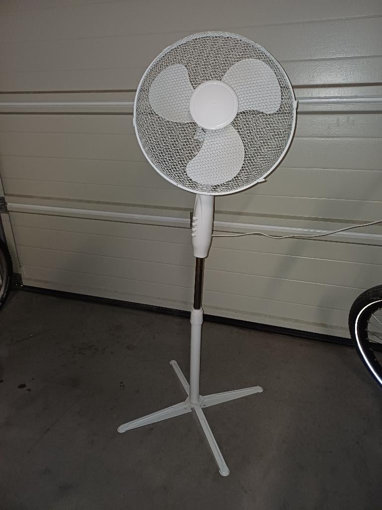 Ventilator staand, Enlèvement, Utilisé