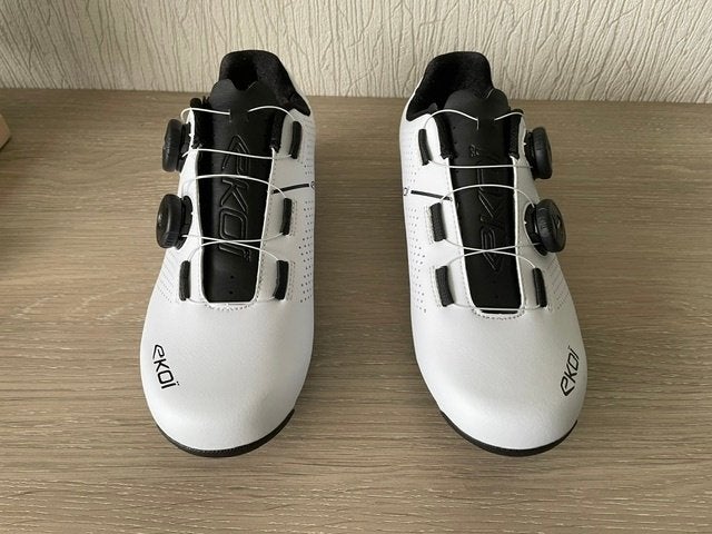 Nieuw EKOI Perf ROAD CARBON TECH Wit Zwart, Dames, Schoenen, Nieuw, Ophalen of Verzenden