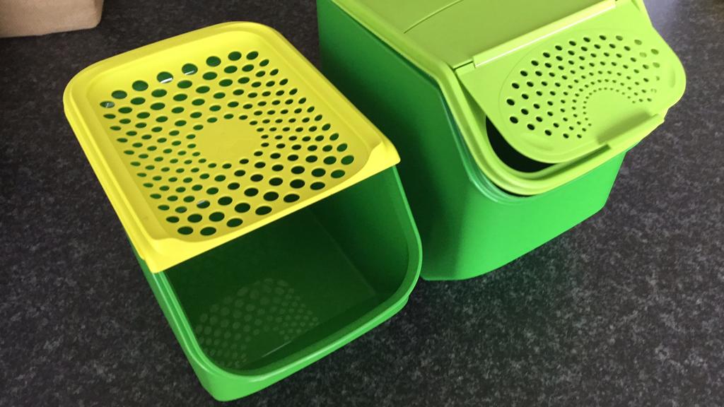 Tupperware groentebakken 2 x, Ophalen of Verzenden, Zo goed als nieuw