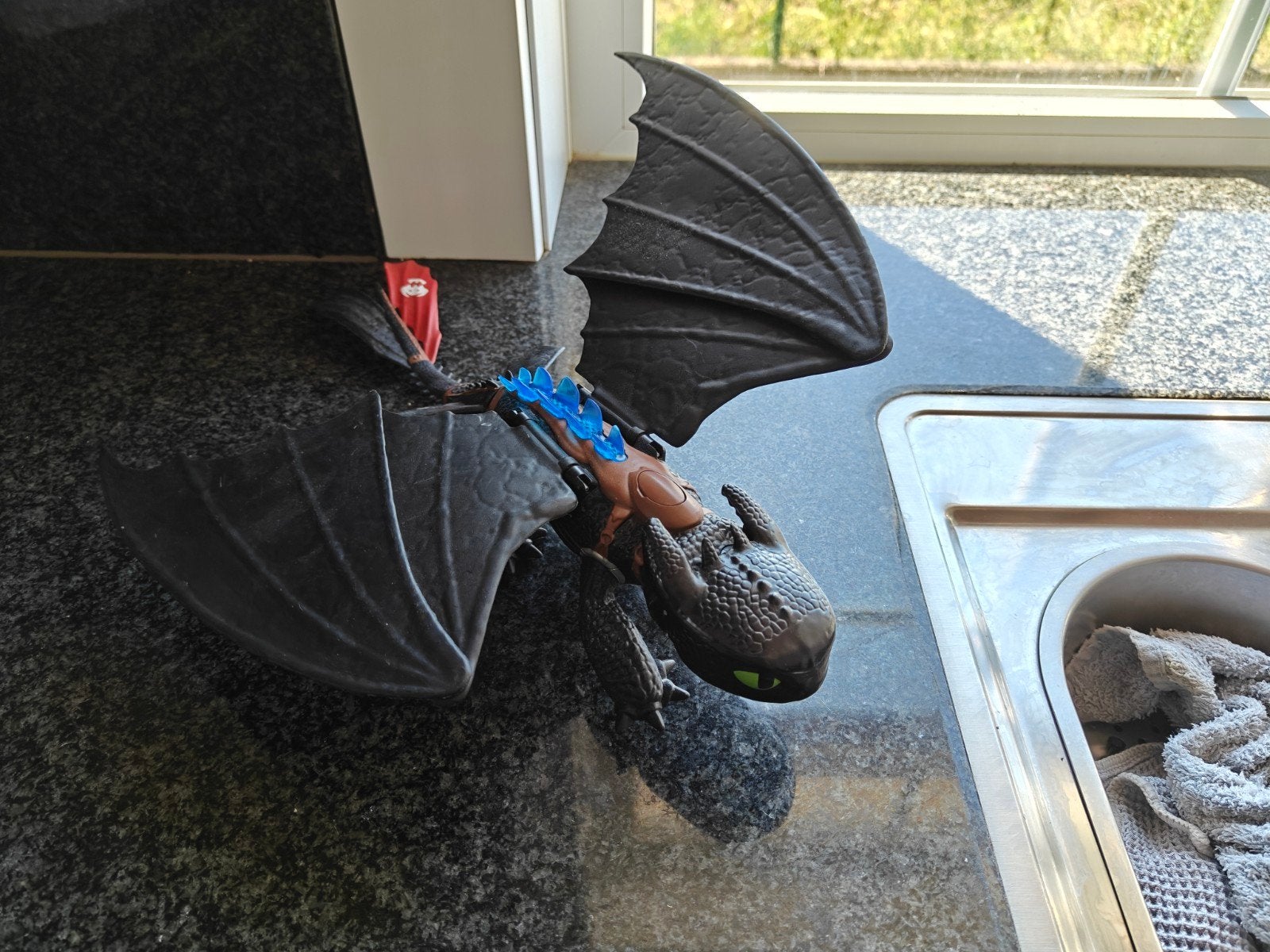 Hoe tem je een draak Tandloos groot, Ophalen of Verzenden, Gebruikt