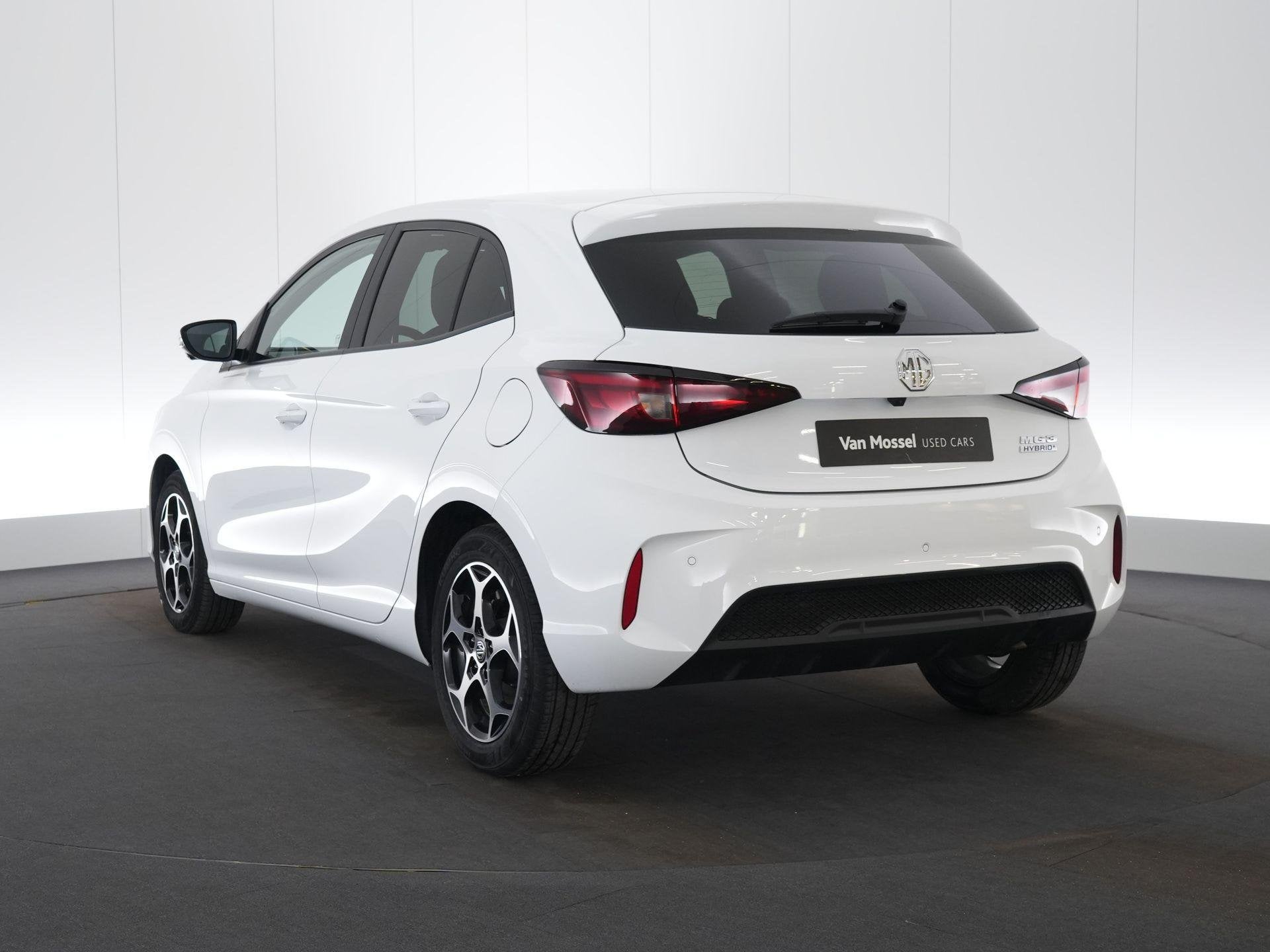 MG MG3 Hybrid+ Luxury, Auto's, MG, Dealer onderhouden, Stof, Zwart, 4 cilinders