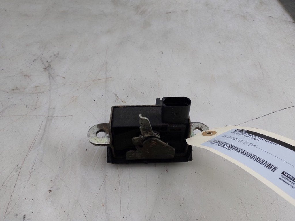 SLOTVANGER ACHTERKLEP Volkswagen Golf V (1K1), Auto-onderdelen, Gebruikt, Volkswagen