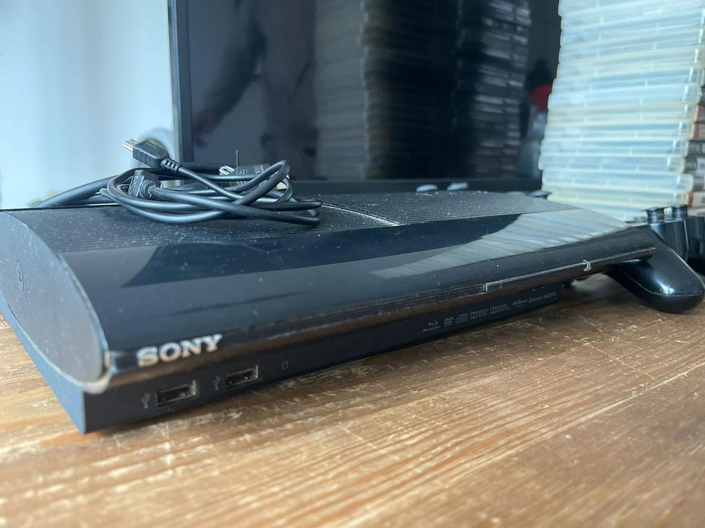 Ps3 3 controllers camera + 62games, Online, Gebruikt, 2 spelers, Vanaf 3 jaar