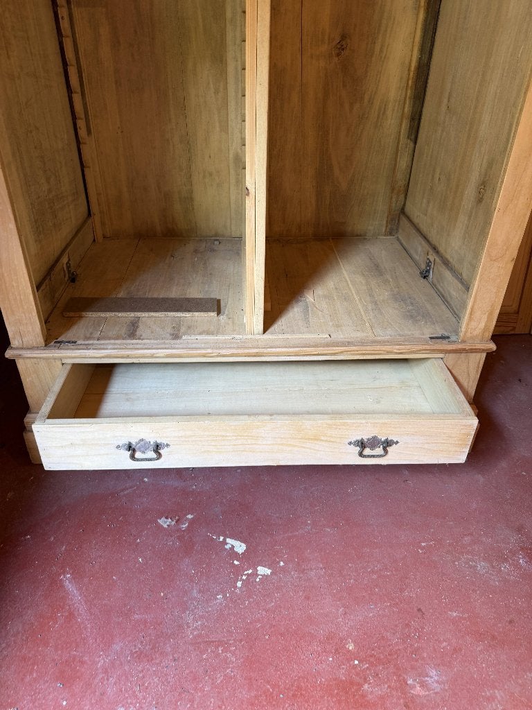 Grande armoire ancienne en pitchpin / sapin massif XIXe, 100 à 150 cm, Enlèvement, Utilisé, 200 cm ou plus