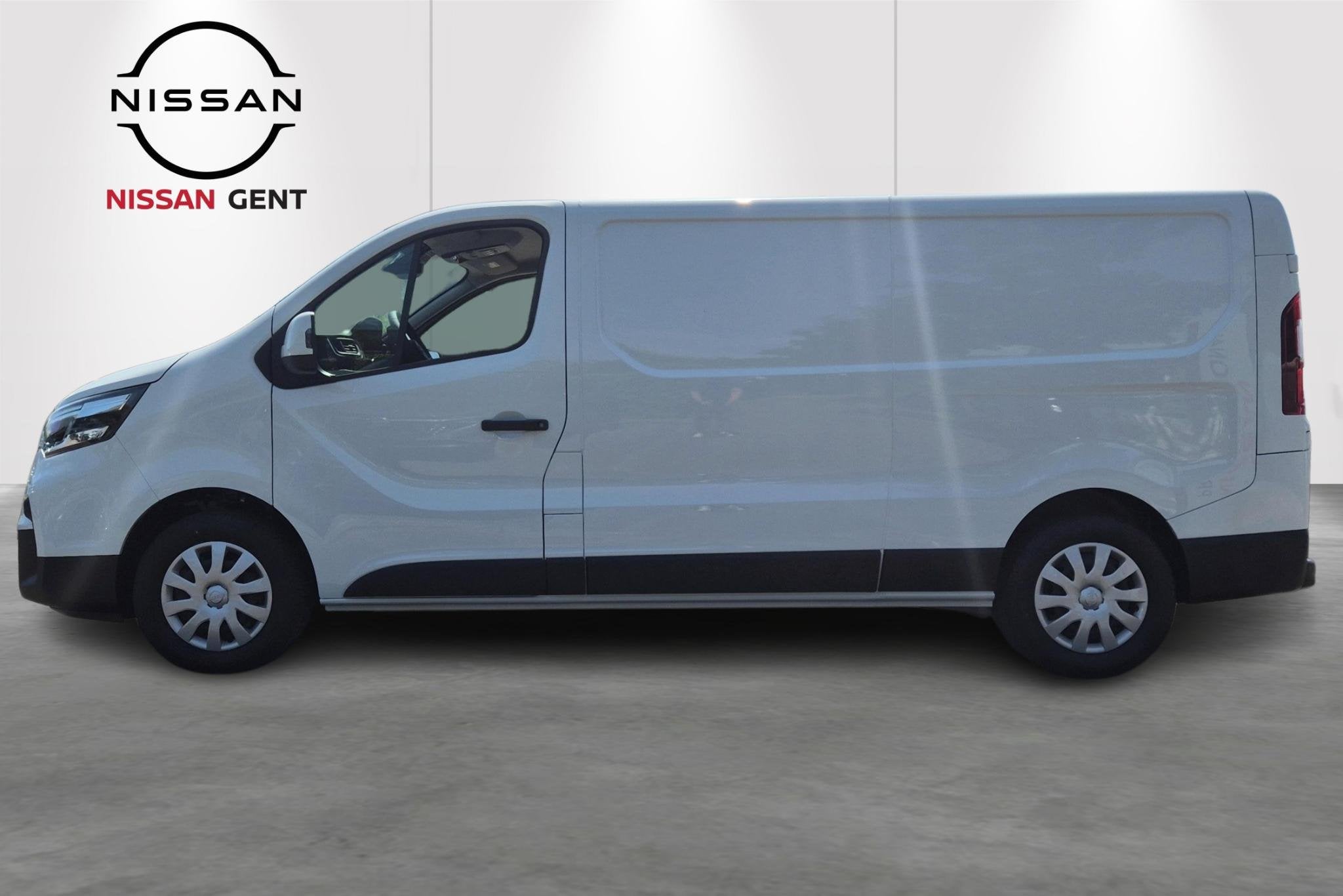 Nissan Primastar L2H1 2.0 dCi 150 N-Connecta 3.0T aut Automa, Auto's, Stof, 110 kW, 4 cilinders, Wit