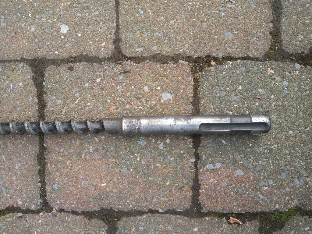 Mèche Hilti 16mm de diamètre sur 80 cm de longueur de travai, Doe-het-zelf en Bouw, Ophalen