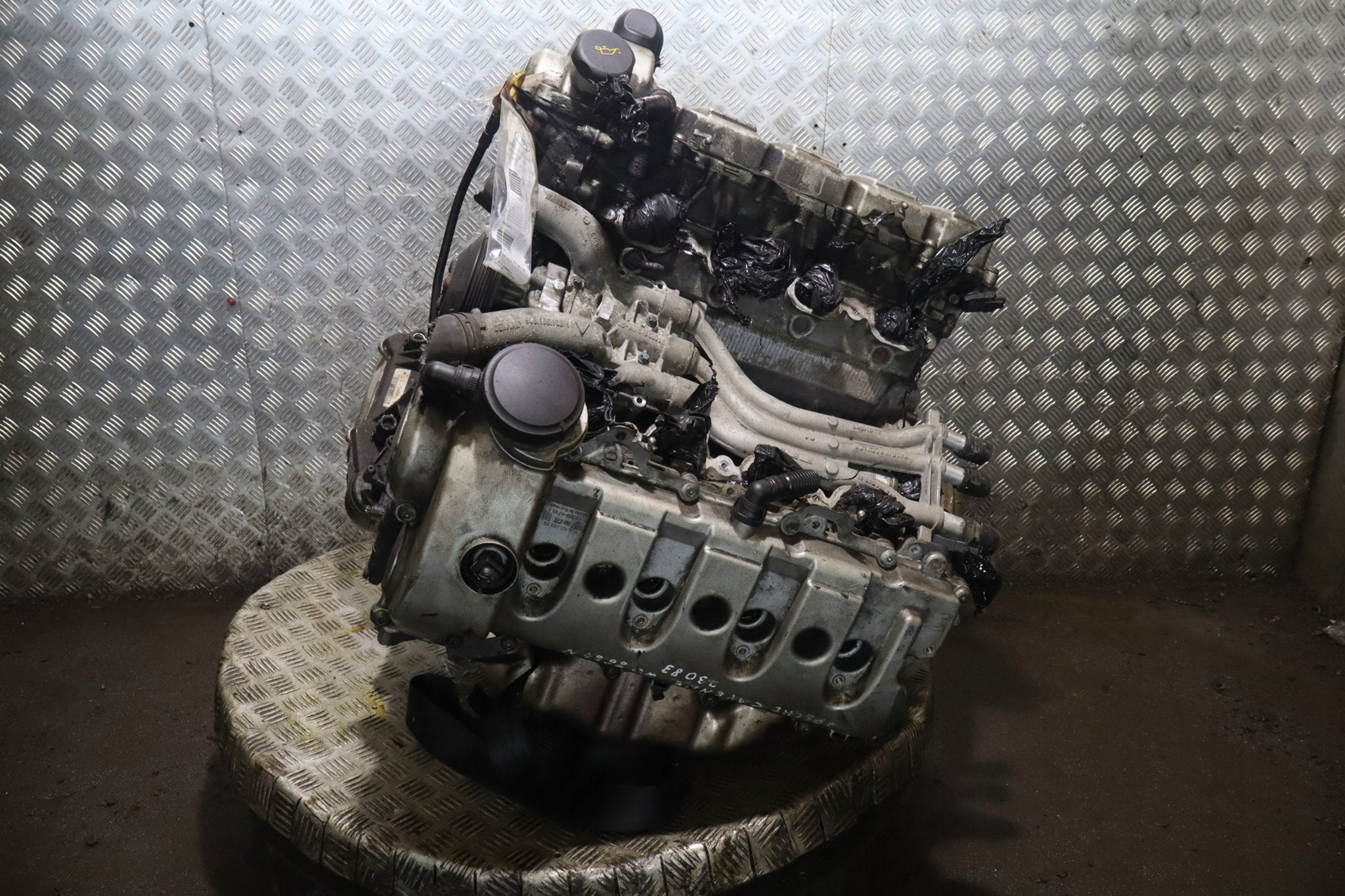 Moteur M4800 Complet CAYENNE PORSCHE, Autos : Pièces & Accessoires, Moteurs & Accessoires, Alfa Romeo, Pièces américaines, Audi