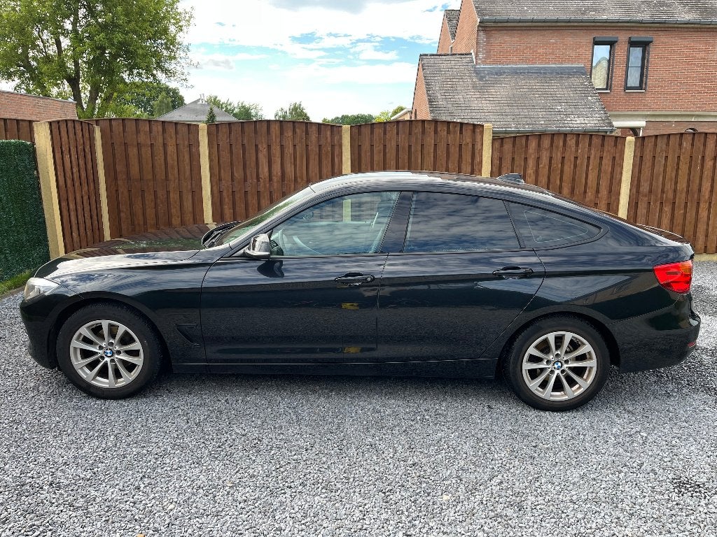 BMW 318D GT (Gran Turismo) F34, Auto's, BMW, Achterwielaandrijving, Lederen bekleding, Zwart, Leder
