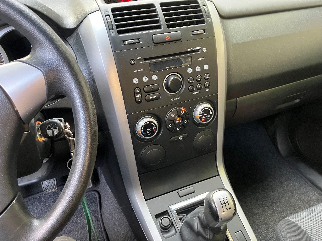 Suzuki Grand Vitara, Auto's, Zwart, 4 cilinders, Leder en Stof, Handgeschakeld