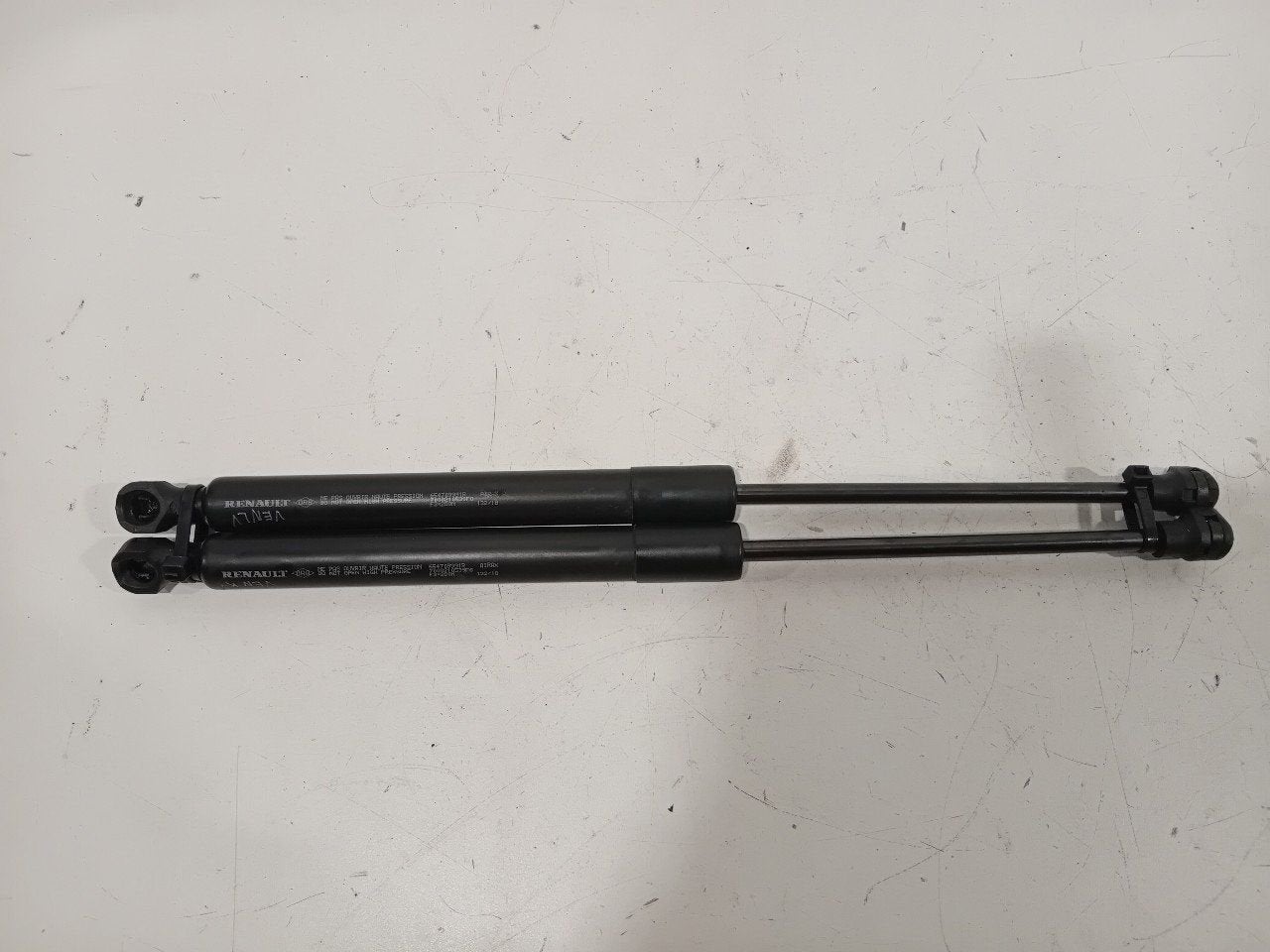 Gasdrukveerset voor Renault Captur, Onderdelen@venauto.nl, Van der Ven Autorecycling B.V., Ettenseweg 76, 4706 PB Roosendaal, The Netherlands