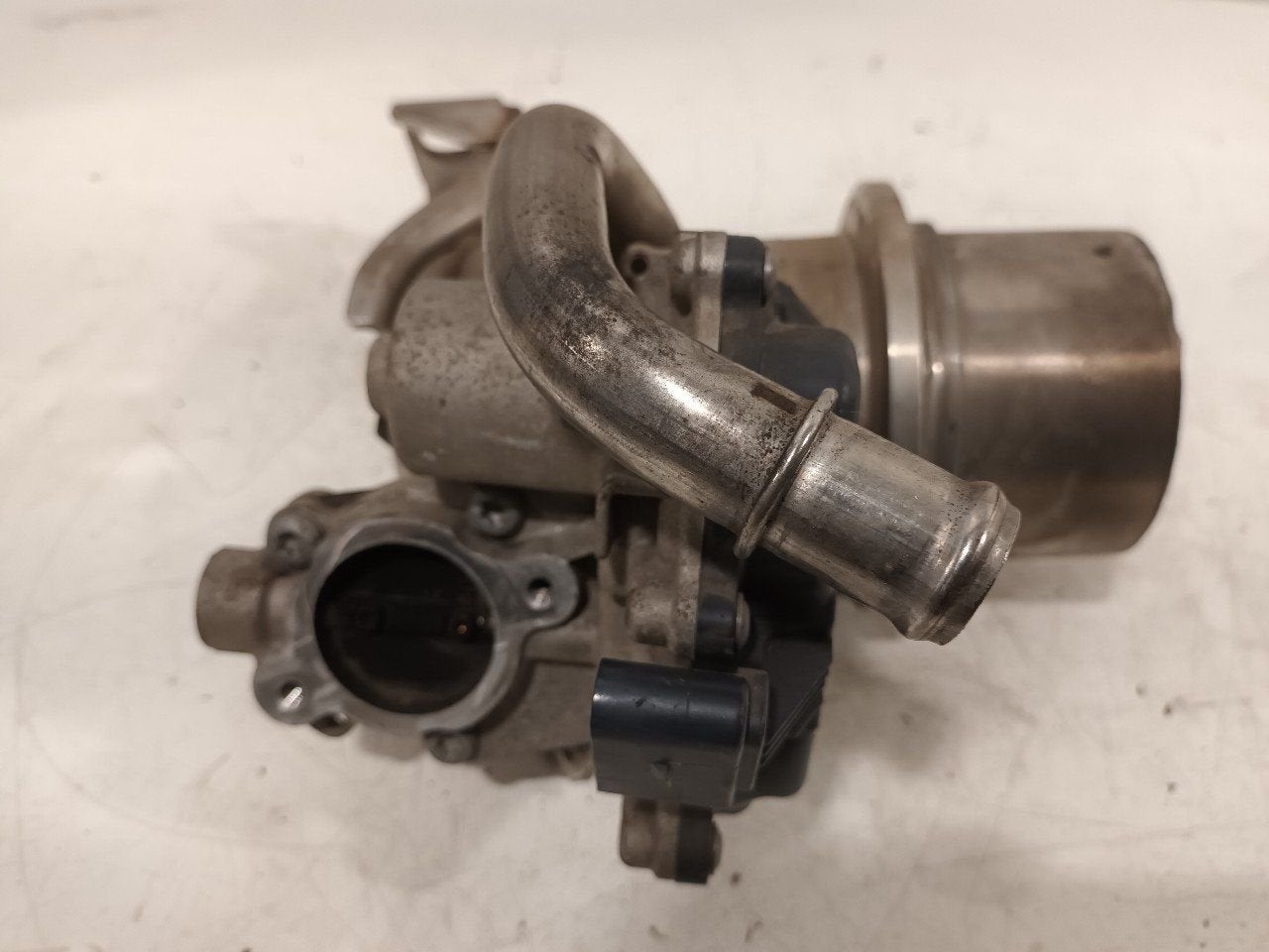 Egr koeler Volkswagen Caddy, Onderdelen@venauto.nl, Van der Ven Autorecycling B.V., Ettenseweg 76, 4706 PB Roosendaal, The Netherlands
