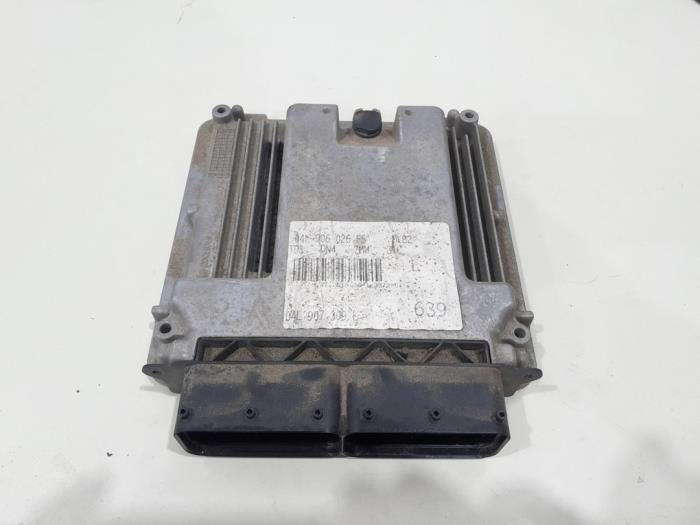Ordinateur gestion moteur d'un Audi A4, Autos : Pièces & Accessoires, -, 3 mois de garantie, Audi, Utilisé