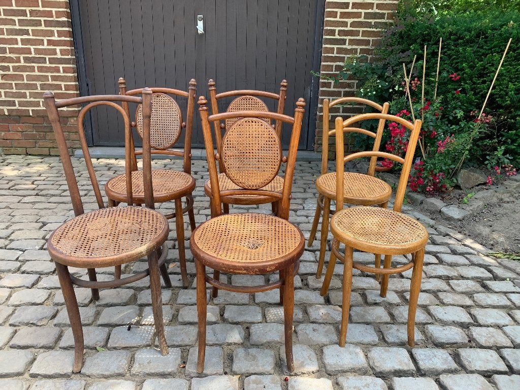 Thonet-stoelen, Ophalen