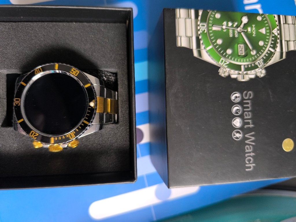 Montre connectée aw12 pro smart watch neuf, Bijoux, Sacs & Beauté, Montres connectées, Enlèvement, Neuf