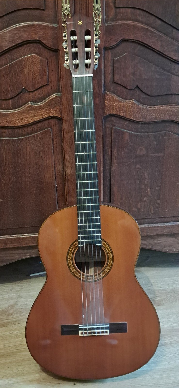 yamaha G235 gitaar, Ophalen