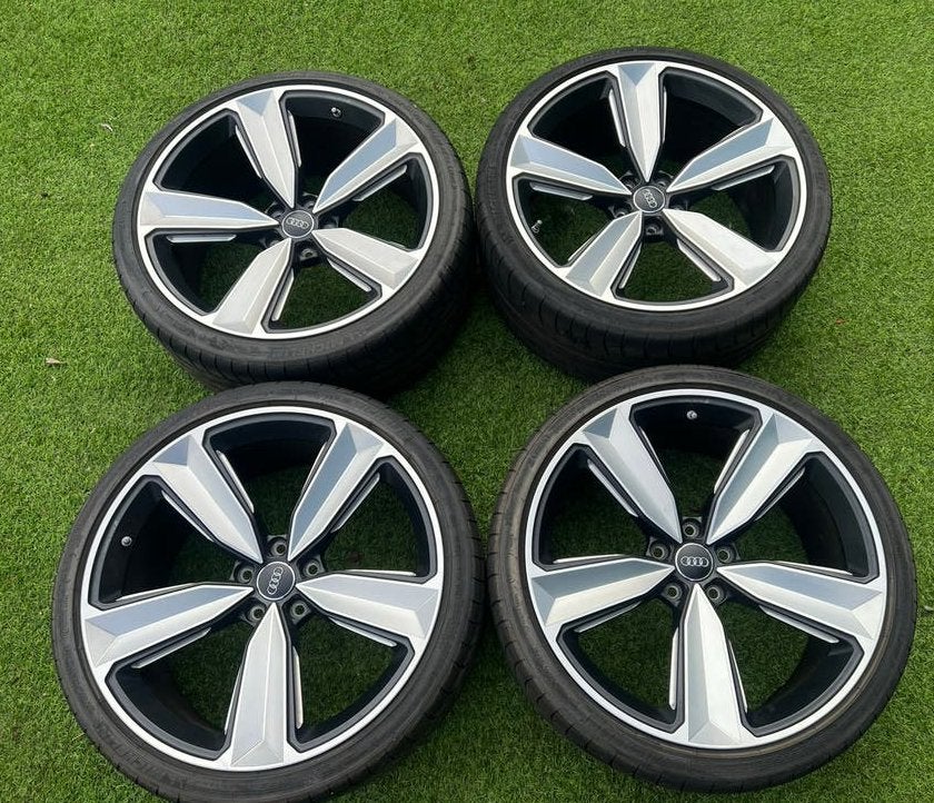 20 inch Audi RS4 rs velgen orgineel met Zomer Banden, 265 mm, Banden en Velgen, Nieuw, Ophalen of Verzenden