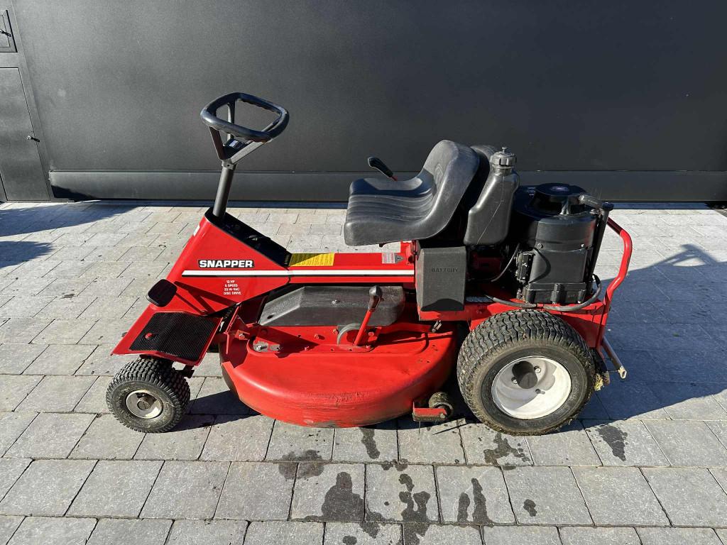 Tracteur tondeuse Snapper, Bac de ramassage, Moins de 90 cm, SNAPPER, Enlèvement