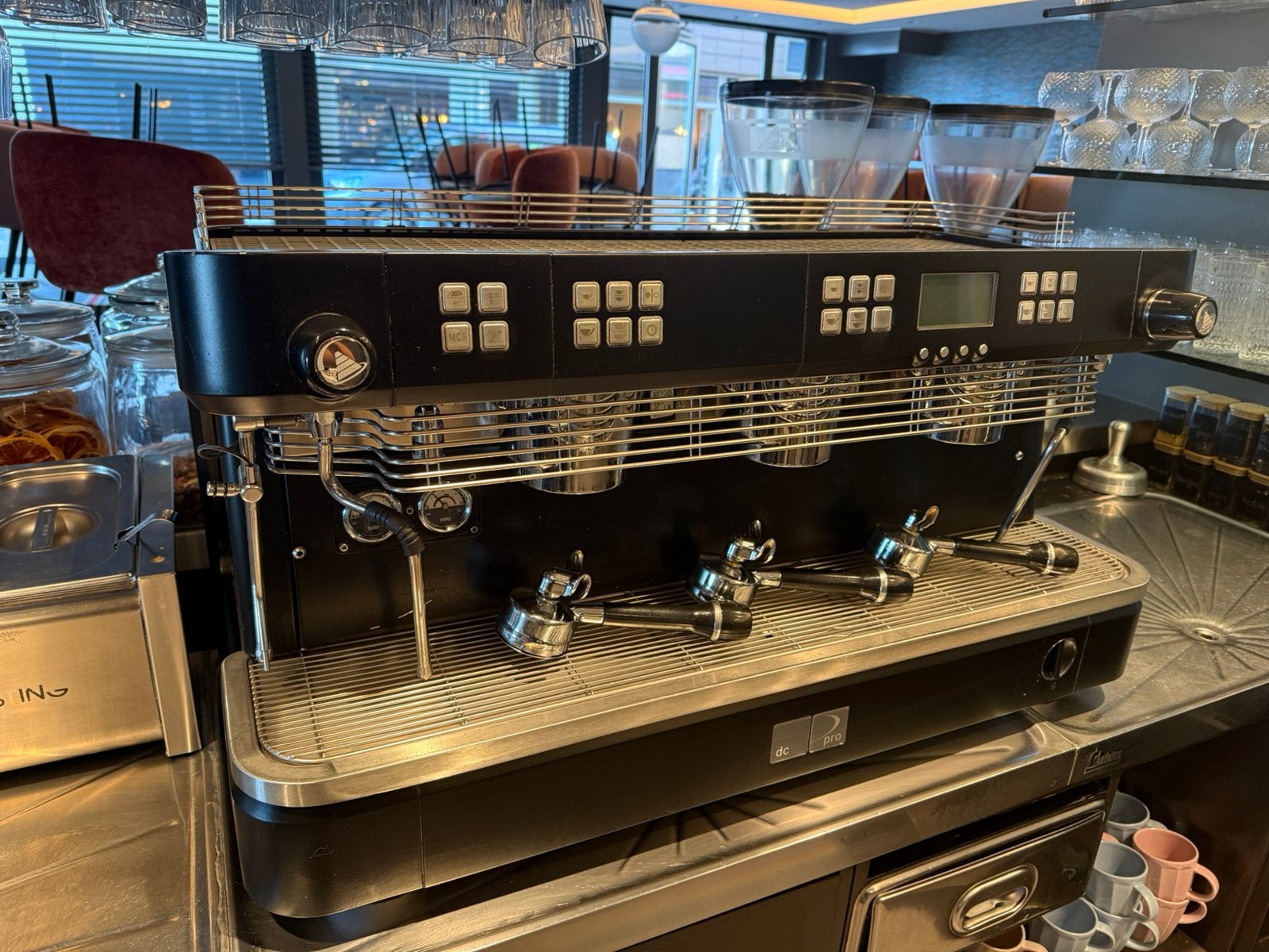 Dalla Corte Pro, Gebruikt, 10 kopjes of meer, Koffiemachine, Gemalen koffie