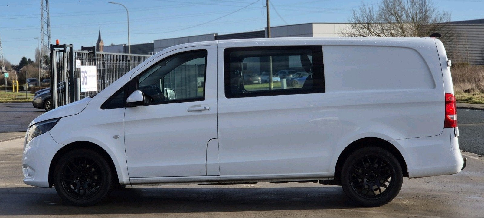 Mercedes vito doub cabine 5pls an2017.235mkm 10900€, Auto's, Bestelwagens en Lichte vracht, Particulier, Achteruitrijcamera, Bluetooth