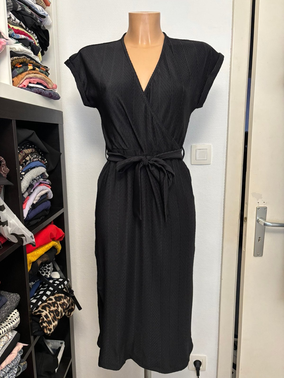 Nieuwe zwarte jurk, Kleding | Dames, Zwart, Nieuw, Ophalen of Verzenden, Maat 36 (S)