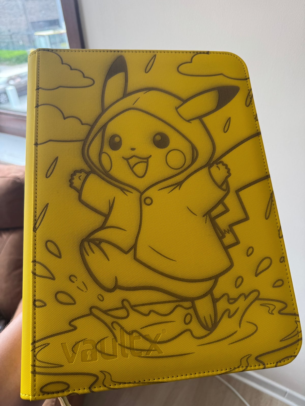 VaultX Pikachu Binder, Enlèvement ou Envoi, Comme neuf