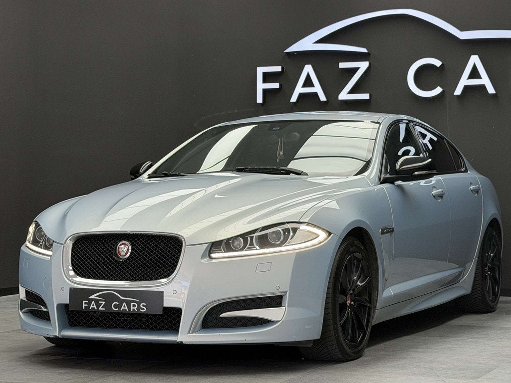 Jaguar XF 2.2 D Prestige * JANTES + CUIR + CAMÉRA + GPS *, Autos, Cuir, Euro 5, Achat, Entreprise