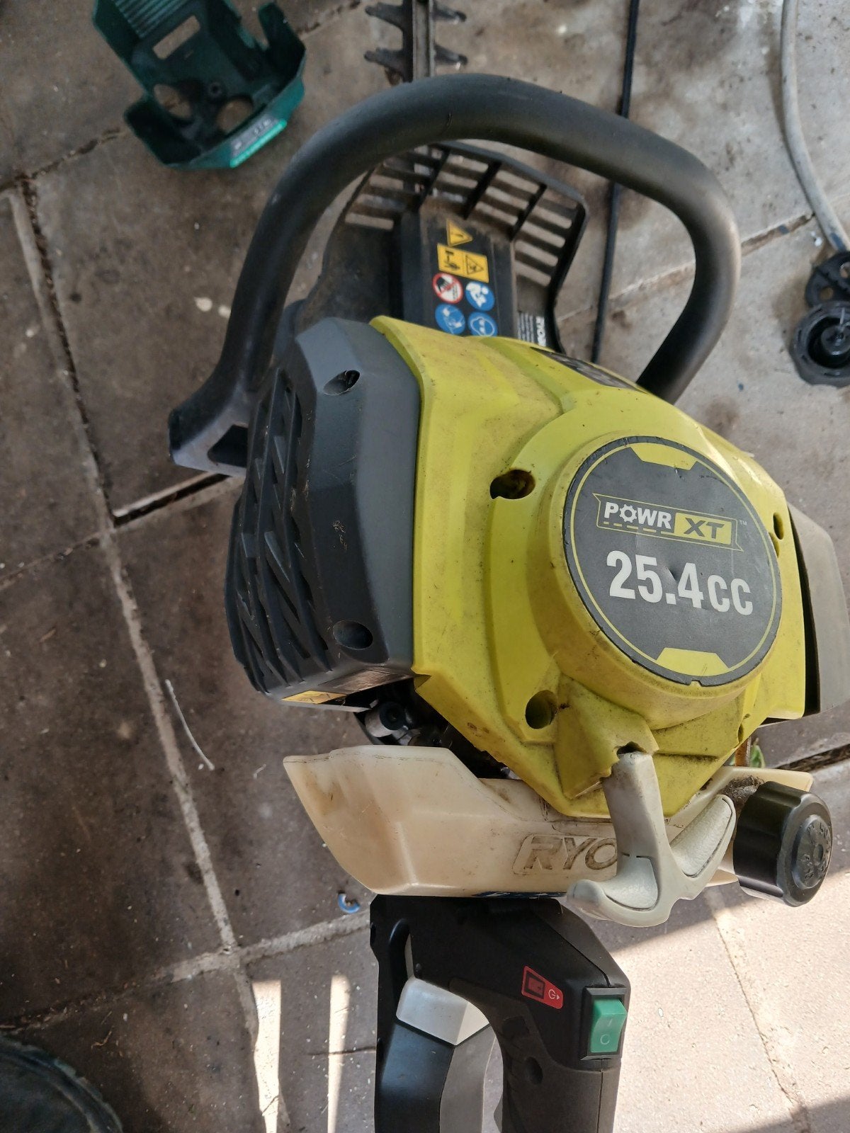 Taille est ryobi fonctionne parfaitement 85€ négociable, Enlèvement