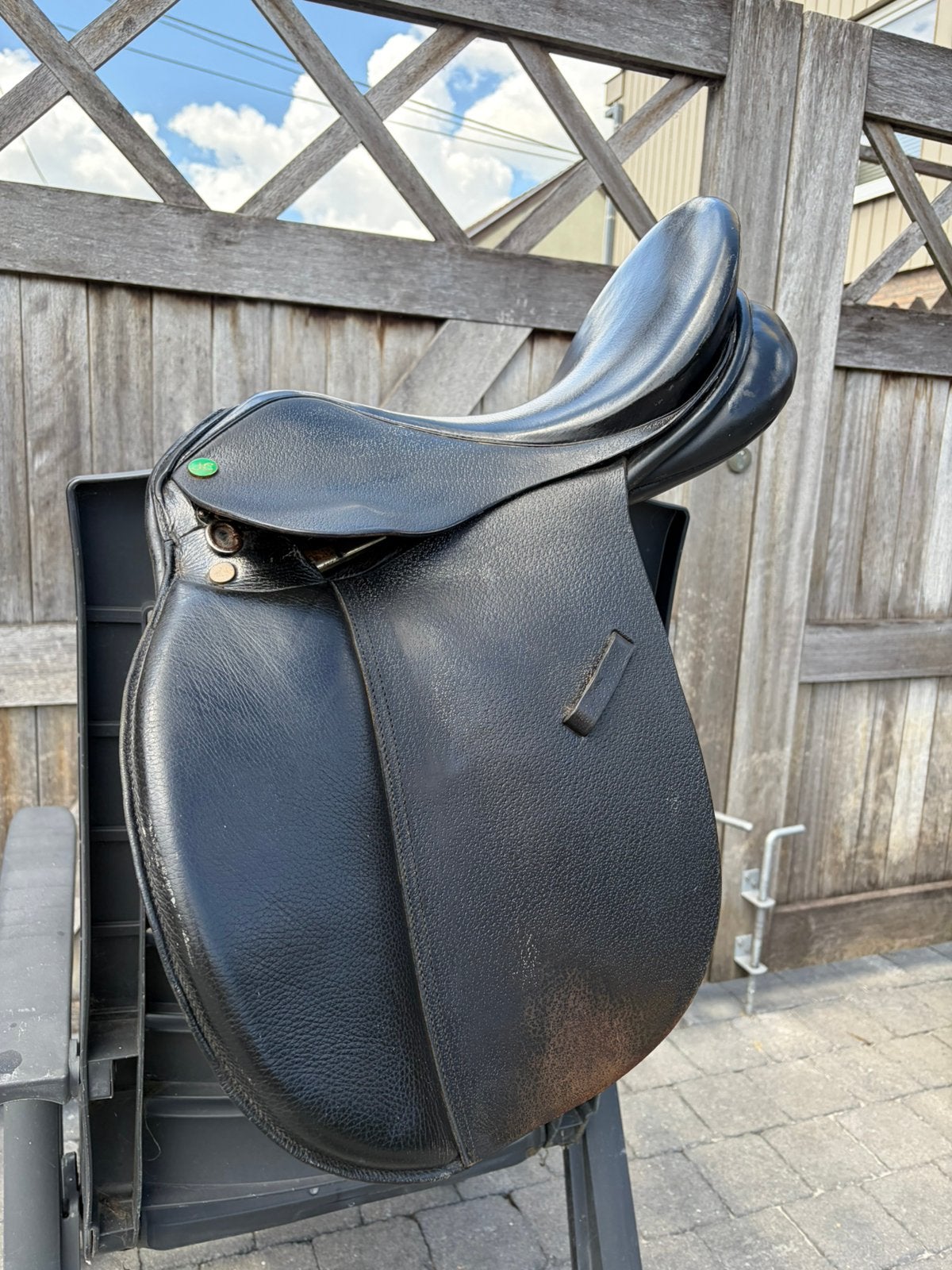 Jorge Canaves & Kieffer, Dieren en Toebehoren, Ophalen, Gebruikt, Dressuur, M (17 inch)