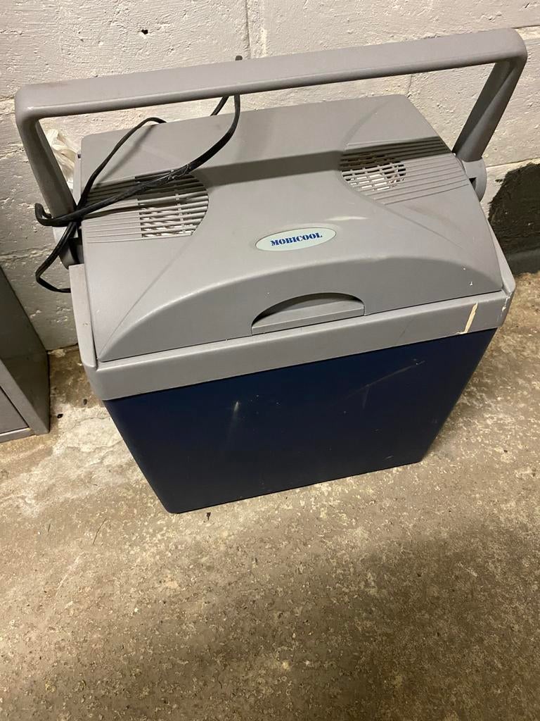 Mobicool frigobox te koop, Caravans en Kamperen, Koelboxen, Ophalen, Zo goed als nieuw
