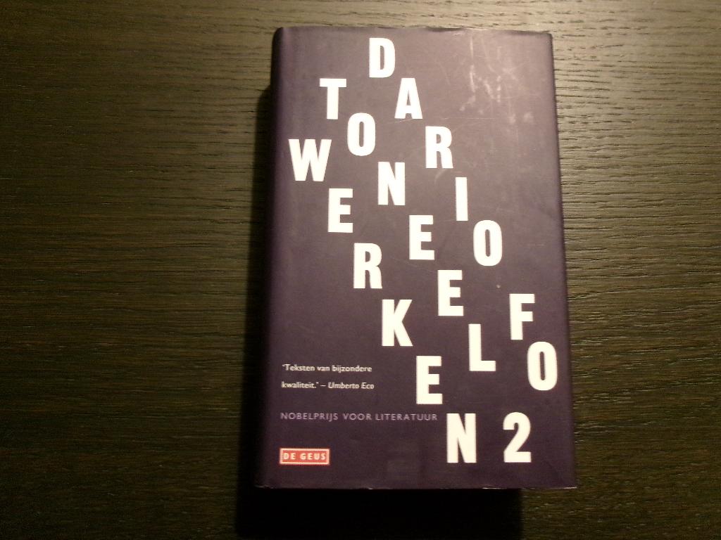 Toneelwerken  II  -Dario Fo-, Enlèvement ou Envoi, Théâtre
