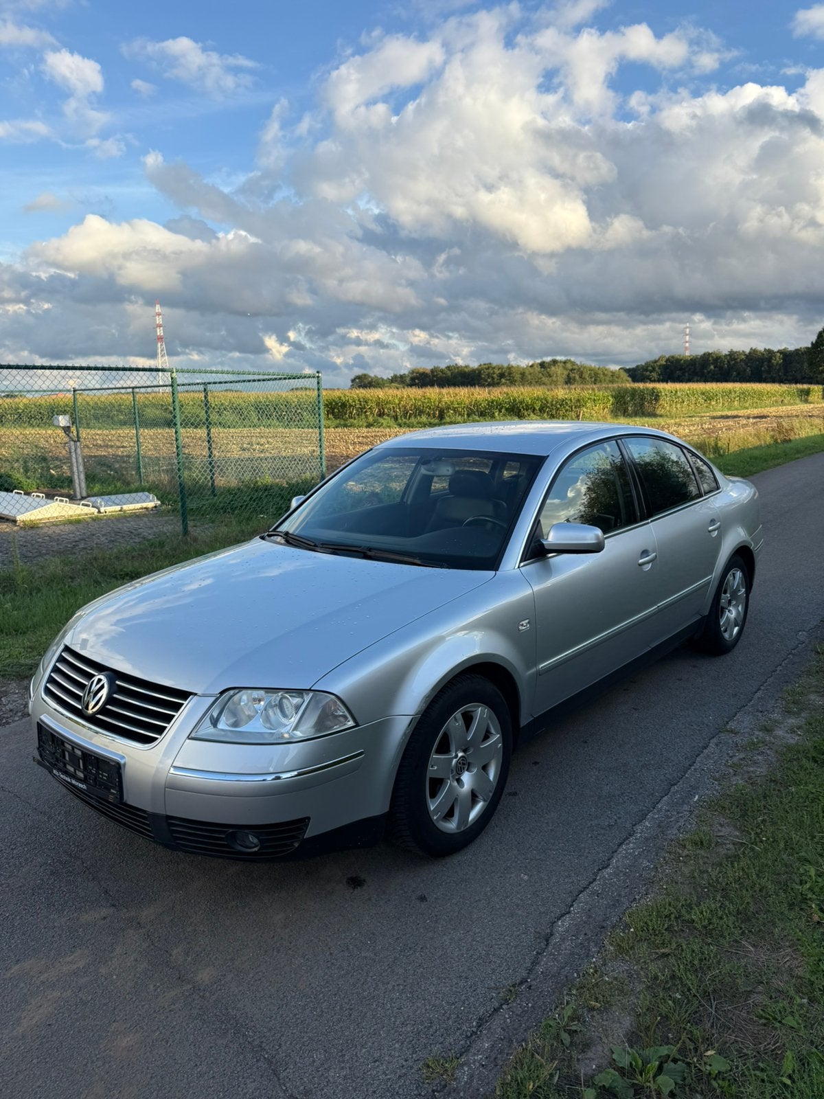 VW Passat 1,9 TDI 130 Highline 6VIT leder airco, Voorwielaandrijving, Zwart, Leder en Stof, 96 kW