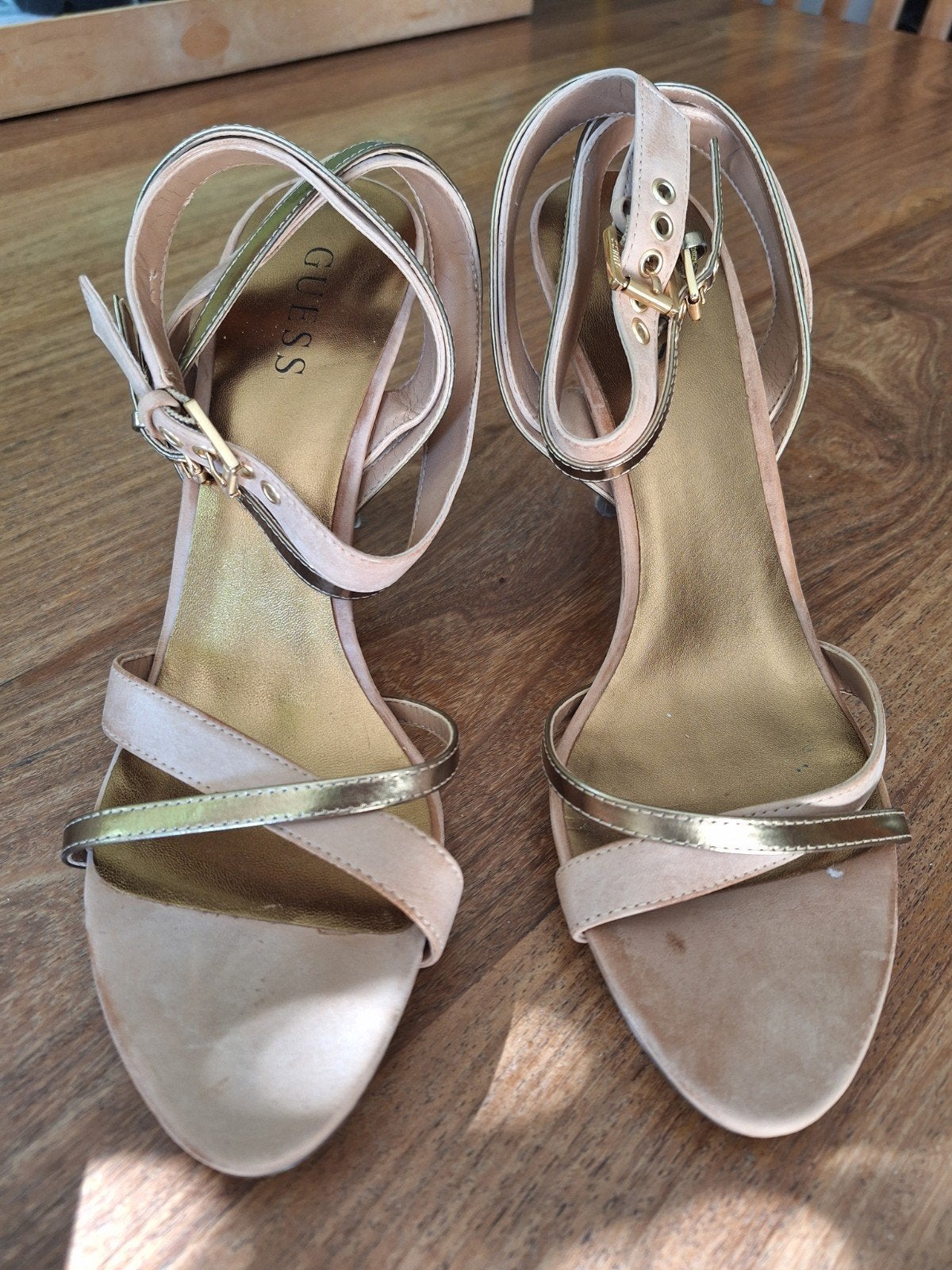 Sandales à talons hauts Guess P 39.5, Guess, Beige, Enlèvement, Porté