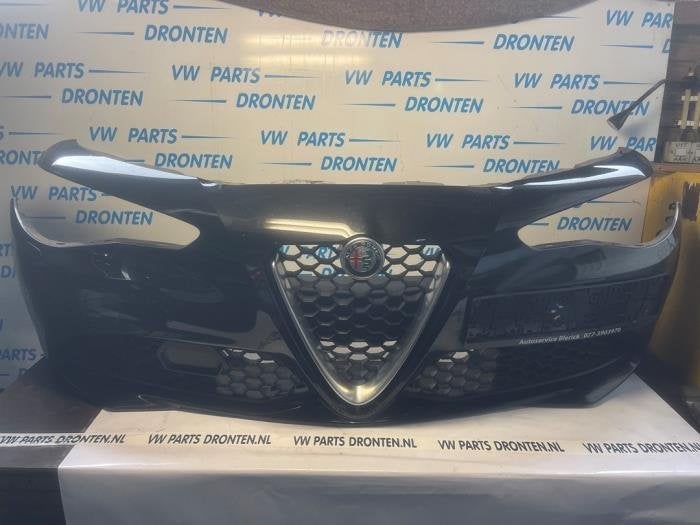 Voorbumper van een Alfa Romeo Giulia, Auto-onderdelen, Carrosserie, Bumper, Alfa Romeo, Gebruikt, 3 maanden garantie, Ophalen of Verzenden