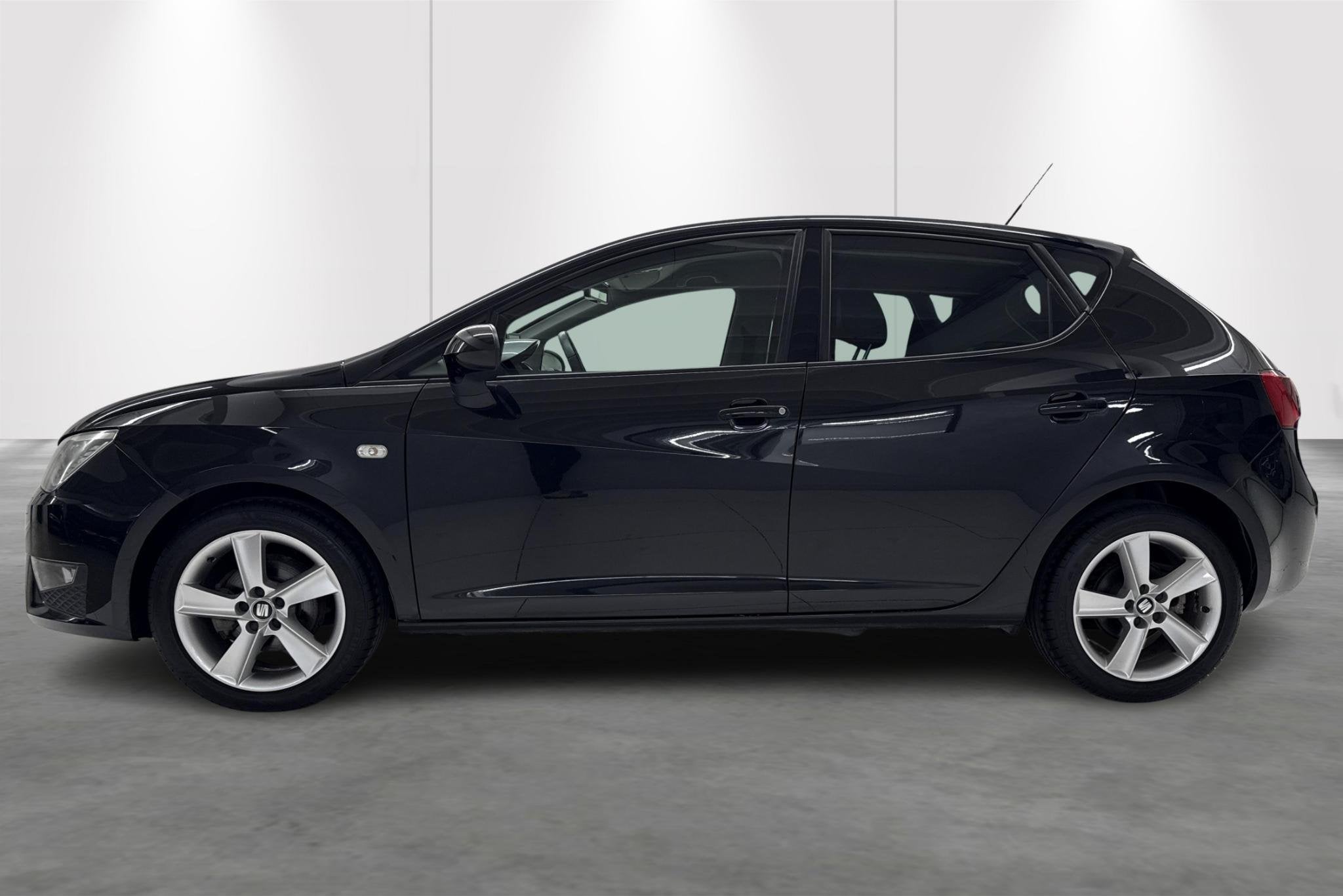 SEAT New Ibiza 5D 1.2I FR + WEINIG KILOMETERS + AIRCO, Autos, Euro 5, Achat, 105 ch, 540 kg